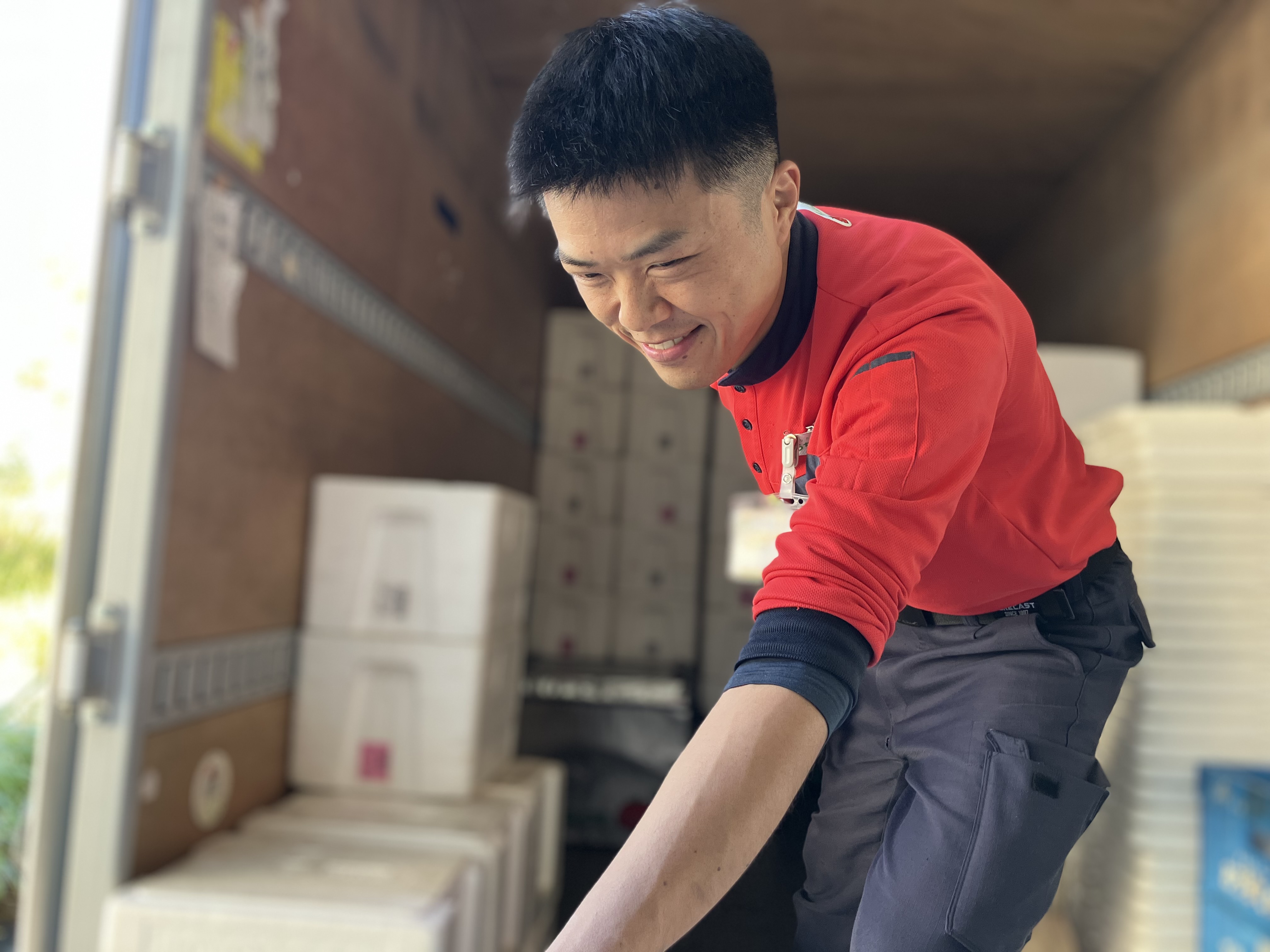 株式会社アシスト 横浜新山下事業所の正社員 小型トラックドライバー トラックドライバーの求人情報イメージ3