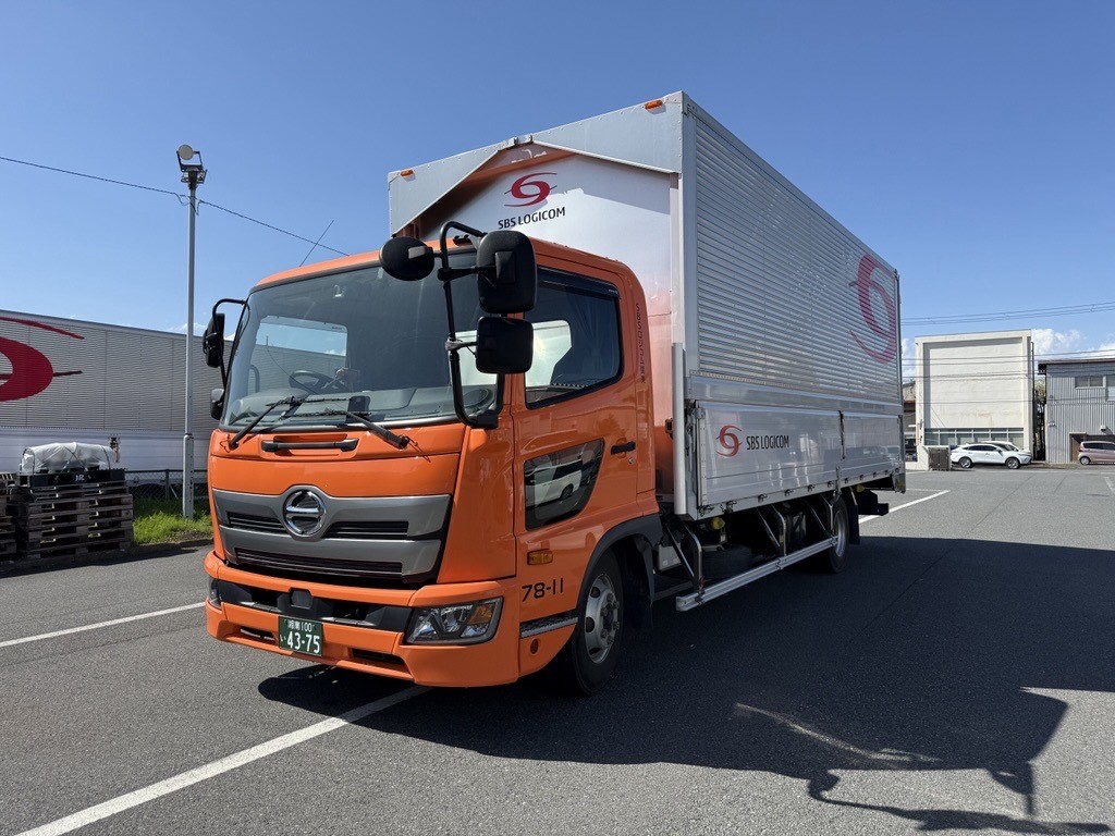 SBSロジコム関東株式会社 所沢物流センター支店の正社員 小型トラックドライバー 中型トラックドライバー求人イメージ