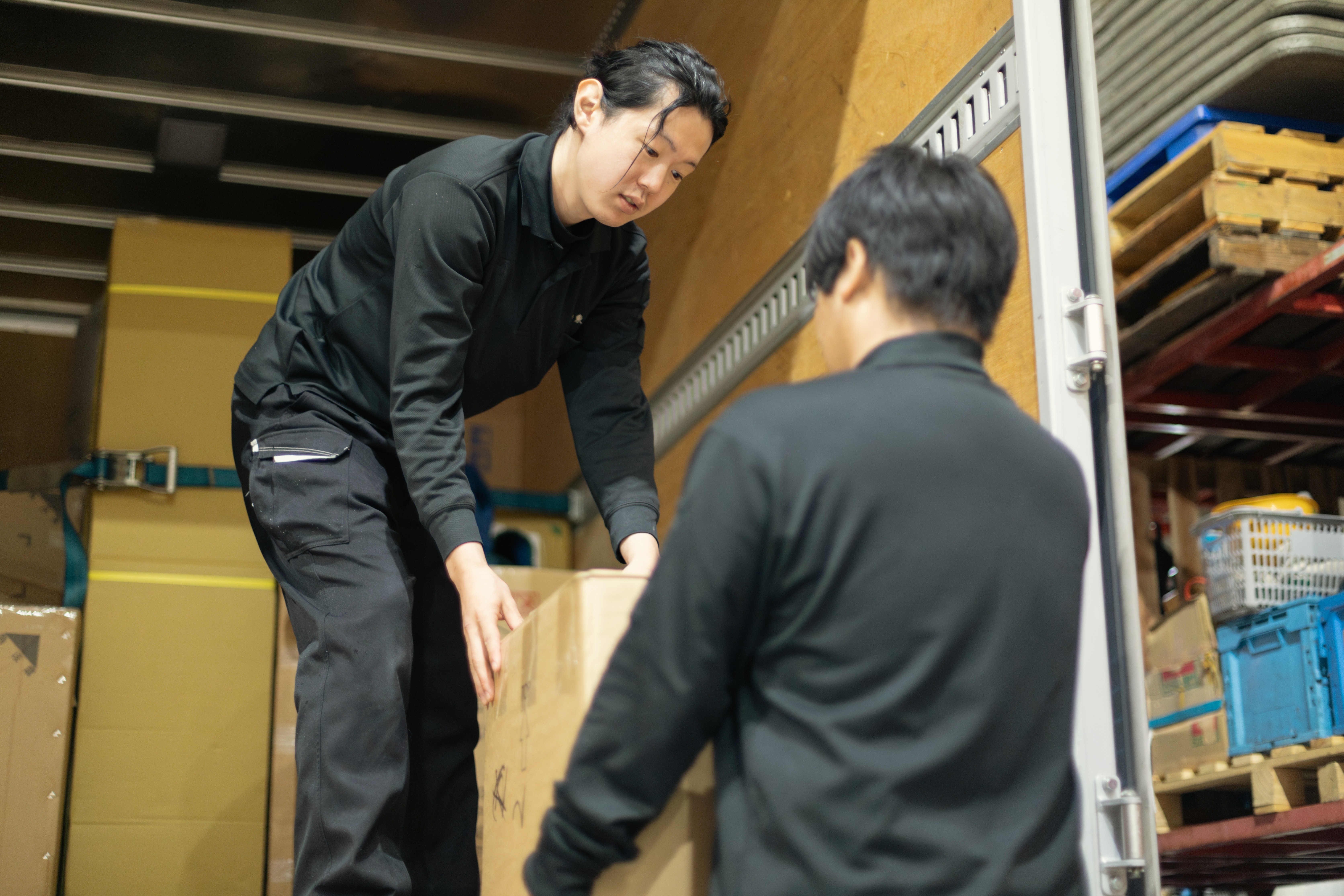 株式会社東葉物流 本社営業所の正社員 中型トラックドライバー（3t～6.5t） 大型トラックドライバー（6.5t～） トラックドライバー 軽貨物運送求人イメージ
