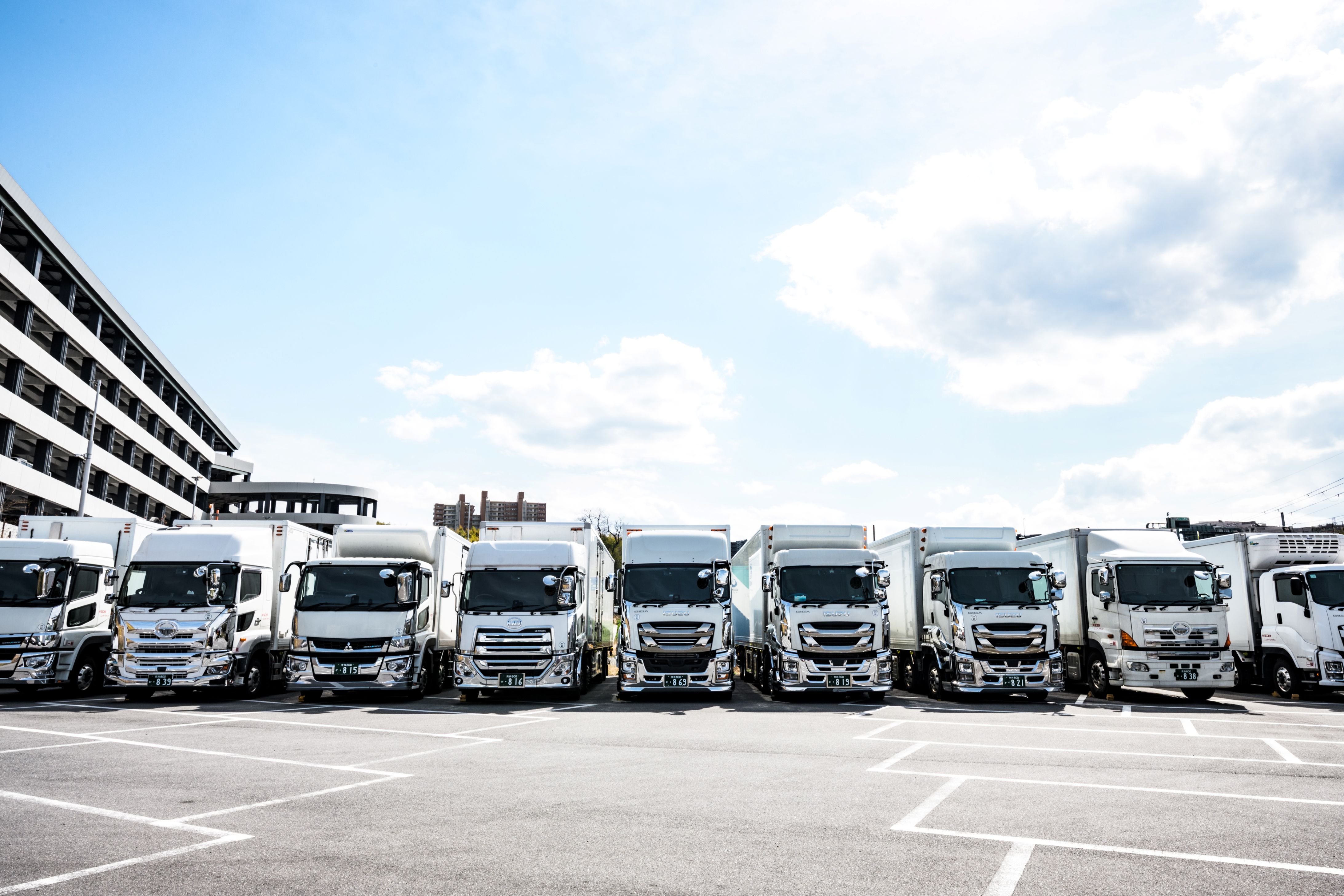 株式会社ヨコタエンタープライズ 神奈川営業所の正社員 中型トラックドライバー トラックドライバーの求人情報イメージ3