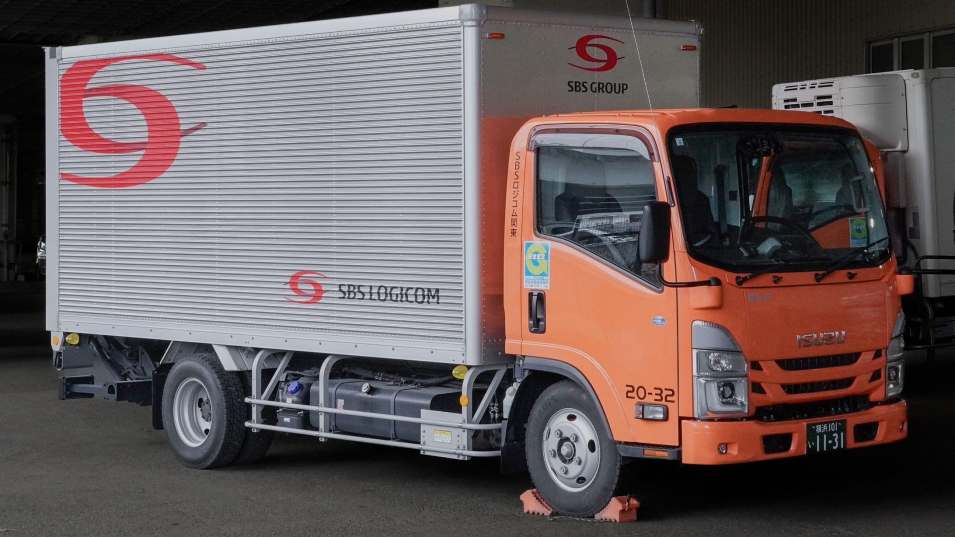 SBSロジコム関東株式会社 横浜港北支店の正社員 中型トラックドライバー求人イメージ